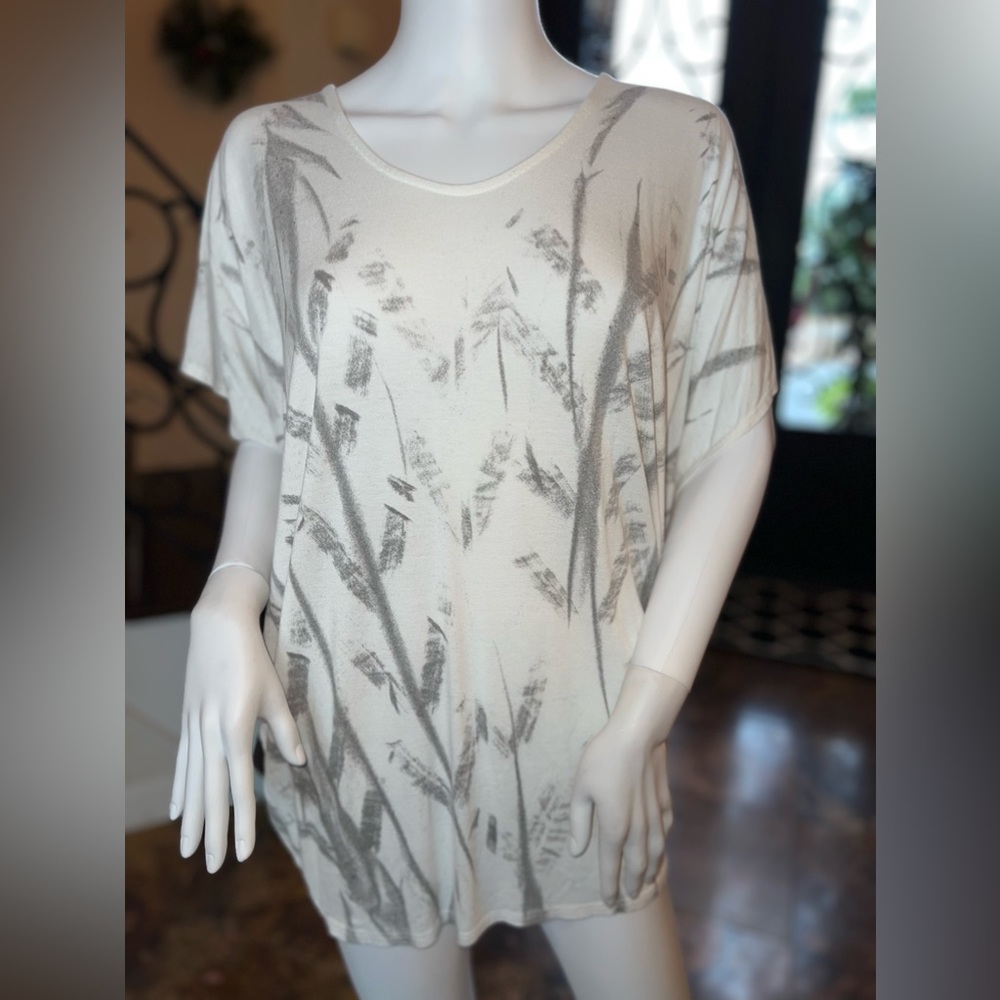 Enti Clothing White Short Sleeve Top